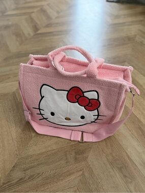 Sanrio large Pink Sherpa Plush Tote Bag with Hello Kitty Motif
